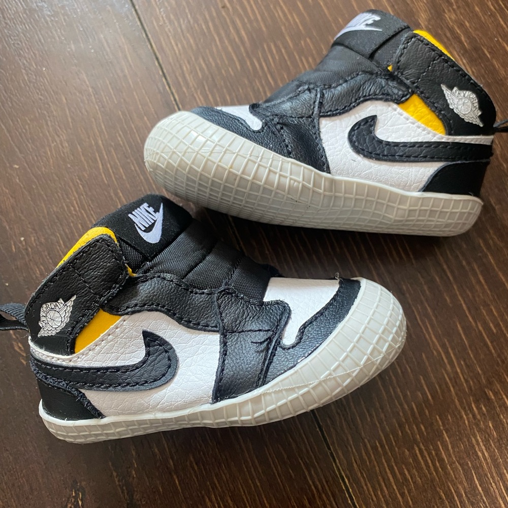 NIKE BABY SIZE 3C